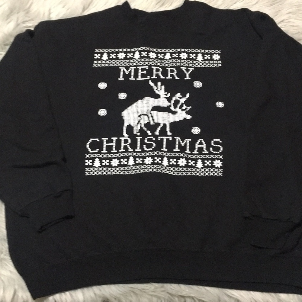 Hanes Sweatshirt